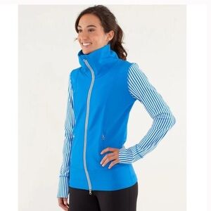 Lululemon Daily Yoga Jacket Beaming Blue